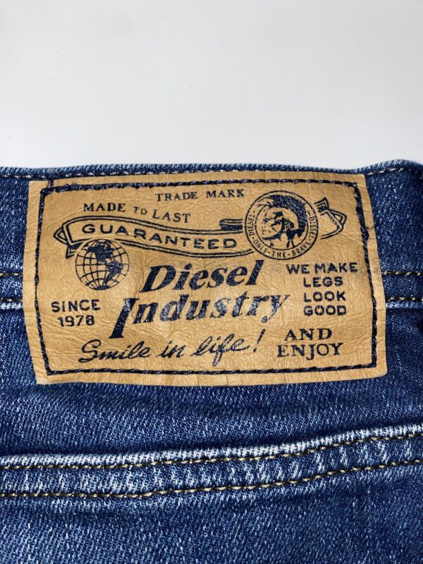 Men’s Diesel Tepphar W32 L32 Blue Slim Carrot Jeans